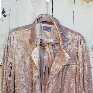 Velvet blazer w/ tie